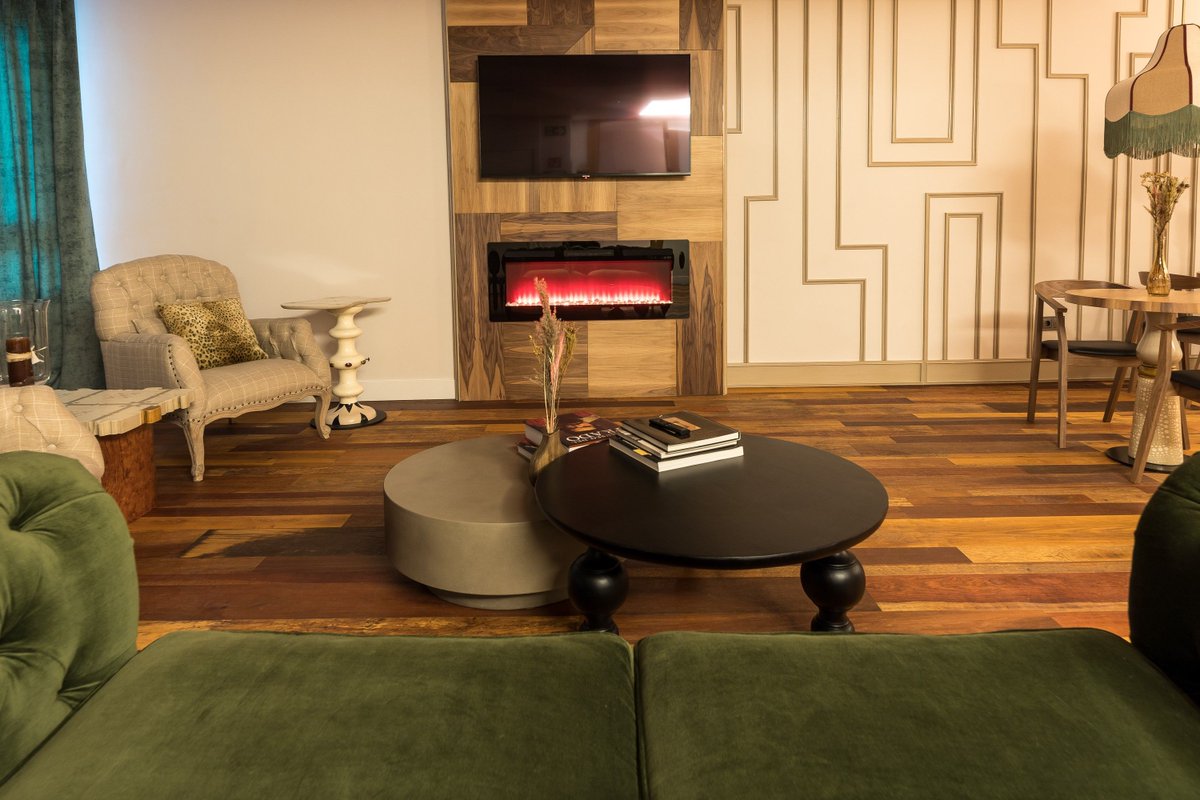 La familia Hervás amplía sus negocios con un hotel de cuatro estrellas Infinitvm en la calle Mayor de Sigüenza dlvr.it/TCmGtd