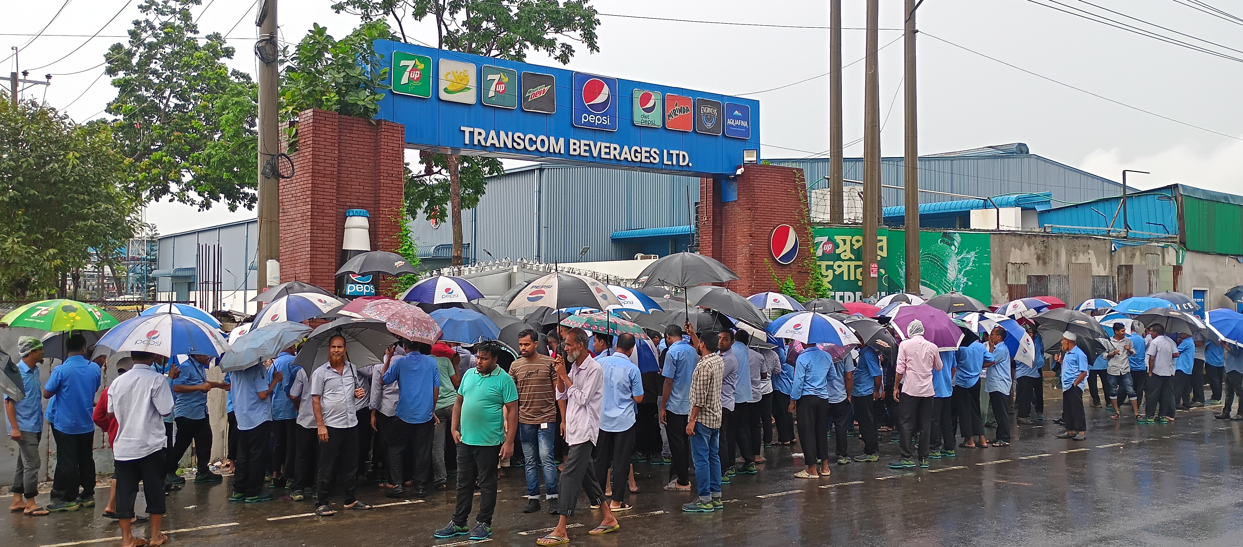 কালিয়াকৈরে ২০ দফা দাবিতে ফের শ্রমিক বিক্ষোভ