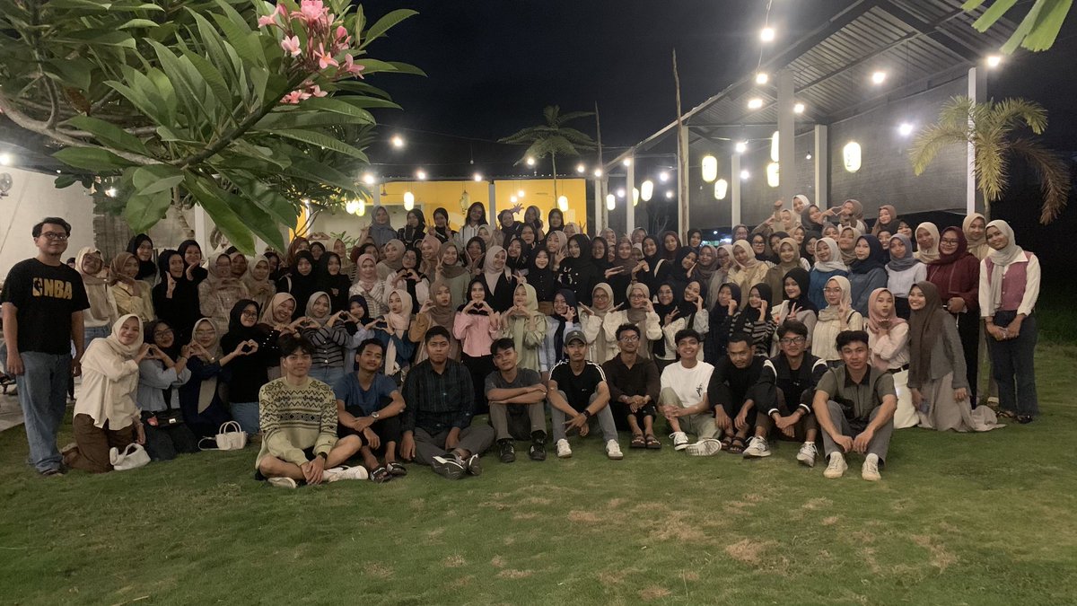 rememberjune19's tweet photo. alhamdulillaah lancar 🐣🤩 https://t.co/i13g2cqKkh