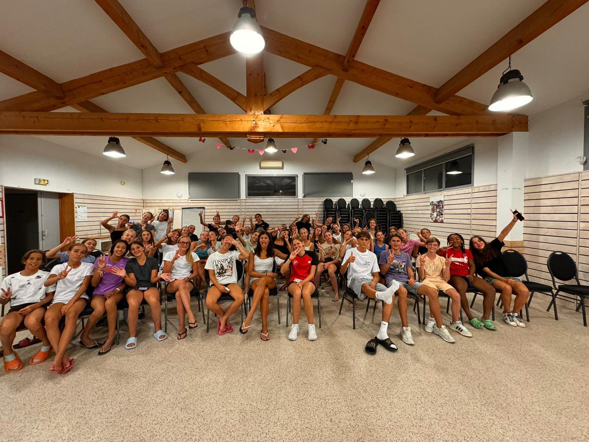 🌊✨ C’est parti pour une nouvelle saison avec le projet international  « ArtSwim Lovers EcoSplash » qui a réunit à Sète 52 jeunes venant de France, d'Italie, d'Espagne et de Pologne 🌍🤝
 
#ArtSwimLovers #Synchro #ErasmusPlus #MobilitéInternationaleDesJeunes #Écologie