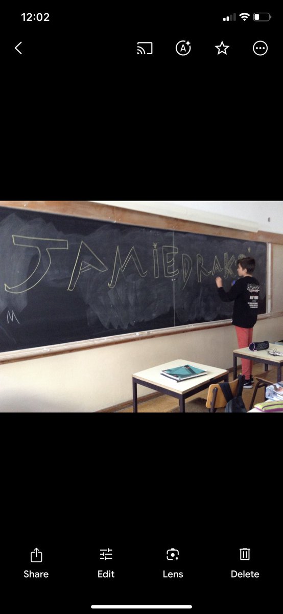 prfg06's tweet photo. @JamieDrakeHD 
Simpler times 😭 https://t.co/64pv23qopf