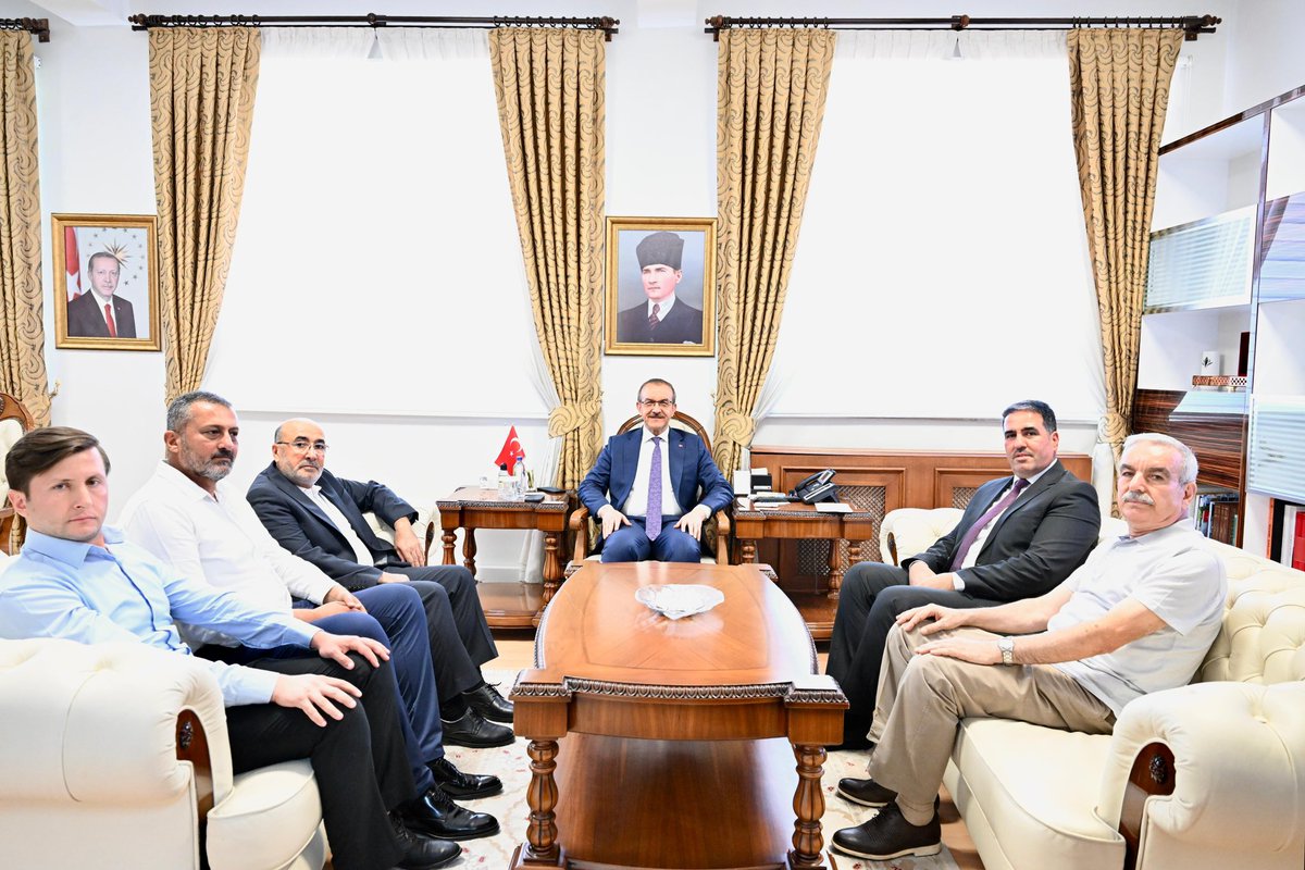 Malatya Dernekler Federasyonu ( Madef) olarak Malatya Valimiz Sn.Seddar Yavuz beyi makamında ziyaret ettik.

Göstermiş olduğu ilgi ve alakadan dolayı teşekkür ederiz.