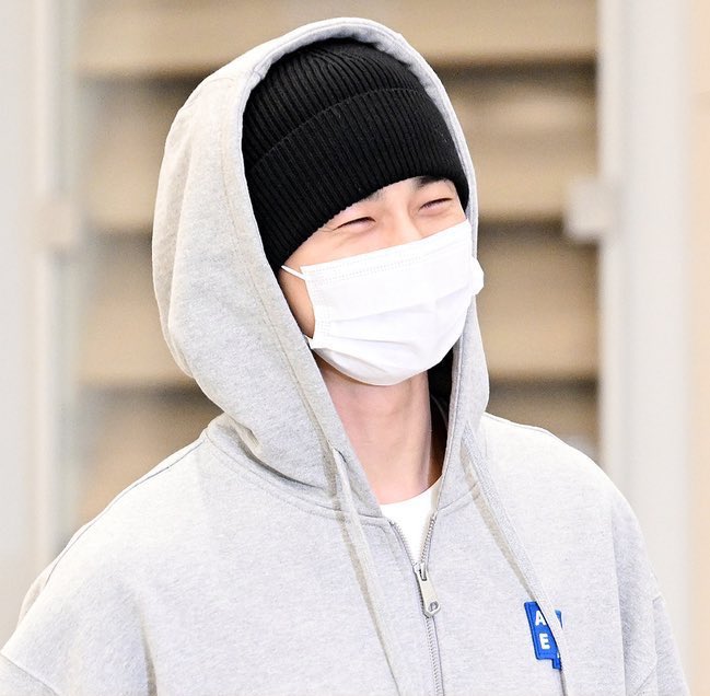 アウターその他 ANIYE BY ANIYE OVER HOODIE ⋆ on X: