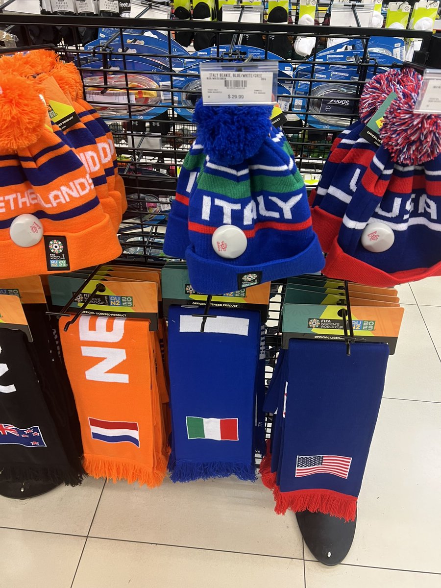 kevantan_11's tweet image. Here are the FIFA Women’s World Cup 2023 merch that I got from the FIFA Store and other stores.

#FIFAWWC #FIFAWWC2023 #WWC #WWC2023 #FIFA #BeyondGreatness #fifawomensworldcup #WomensFootball #football #soccer #AUNZ23 #australia #newzealand #fifastore #scarf #azzurri #beanie