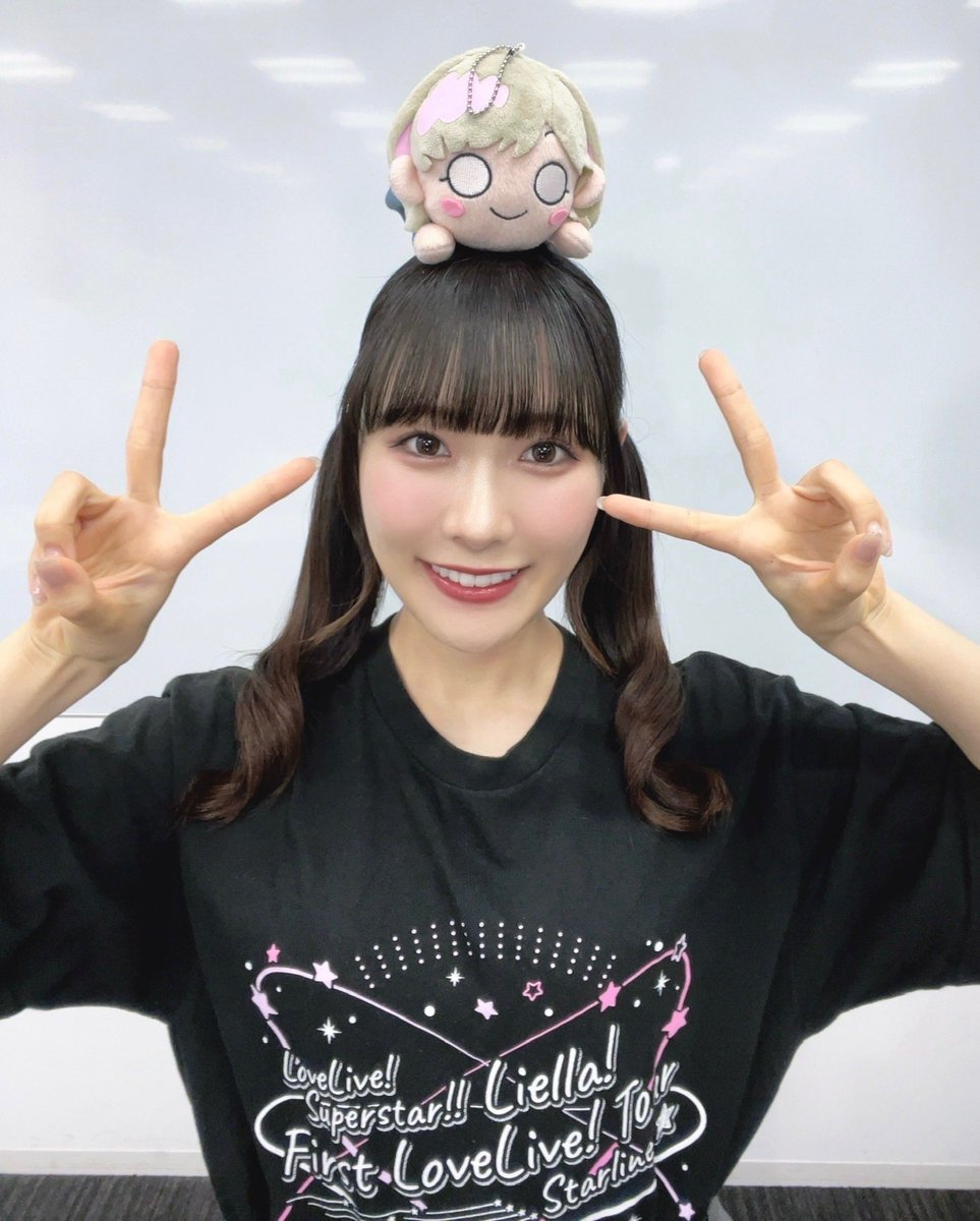 ラブライブスーパースター　坂倉花　サイン入りポスター 2025年最新】坂倉花 サインの人気アイテム - メルカリ