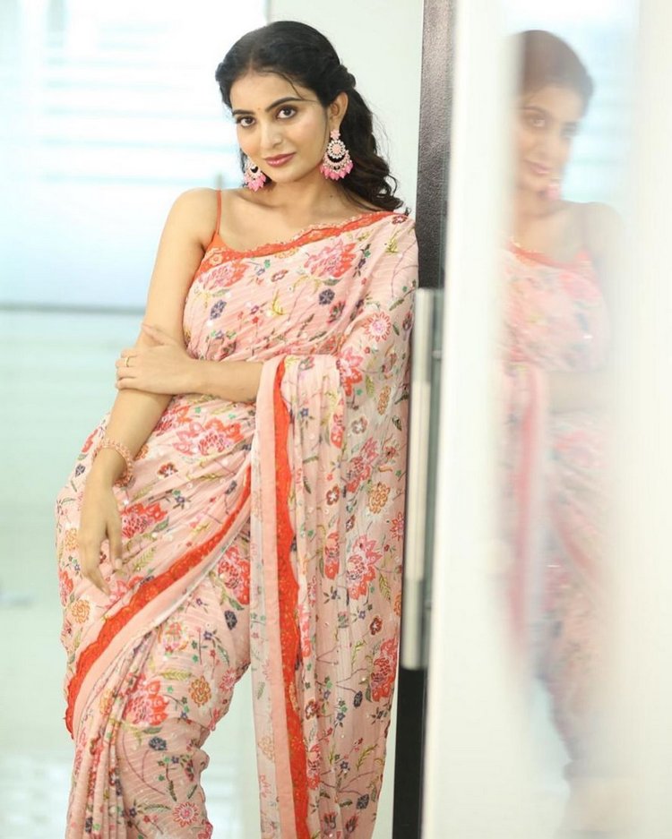 GWjFrSmWQAMsACm?format=jpg&name=medium