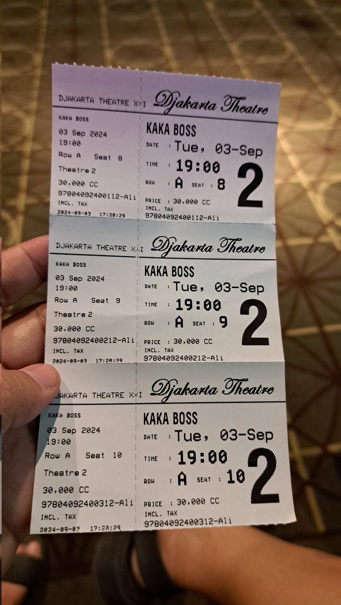 Nonton bareng keponakan yg setengah ambon 😊 <a href="/ernestprakasa/">Pria Perkasa</a> <a href="/MamatAlkatiri/">✊️</a>