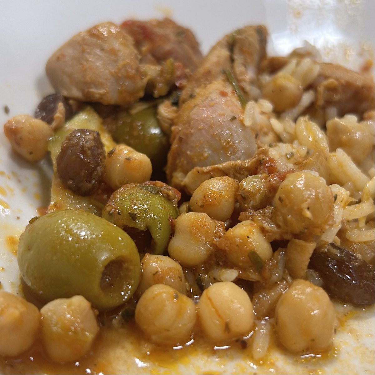 Moroccan Chicken Tagine. 
So yummy packed with lovely stuff. 

Thank you <a href="/cateringasph/">Catering at ASPH</a> for award winning food! #greathospitalfood 🥰
#tweetbeforeyoueat