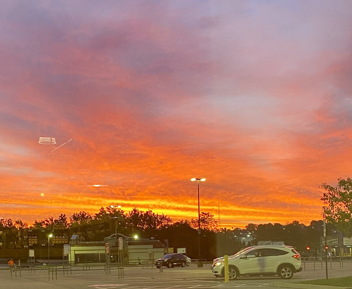 JimG0918's tweet photo. @NWSStLouis Agreed, it was amazing this morning! https://t.co/qCdklznyKy