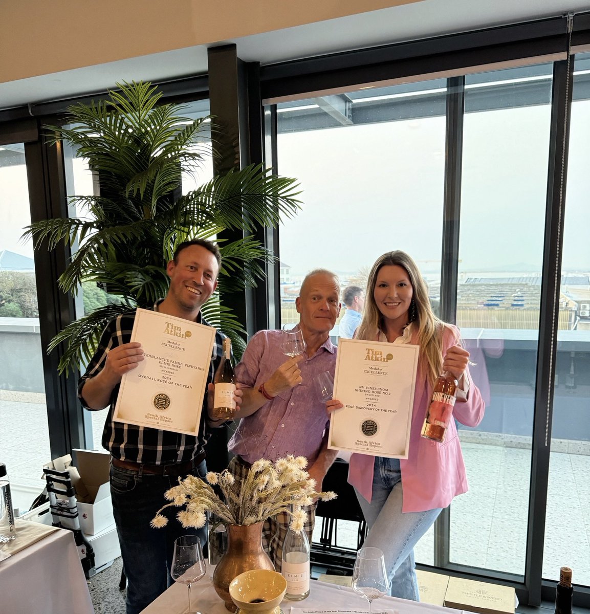 Rosé Revolution! VINEVENOM Shining NV No2 named <a href="/timatkin/">Tim Atkin</a> first ever Rosé Discovery of The Year in his 2024 South Africa Report 🎉
