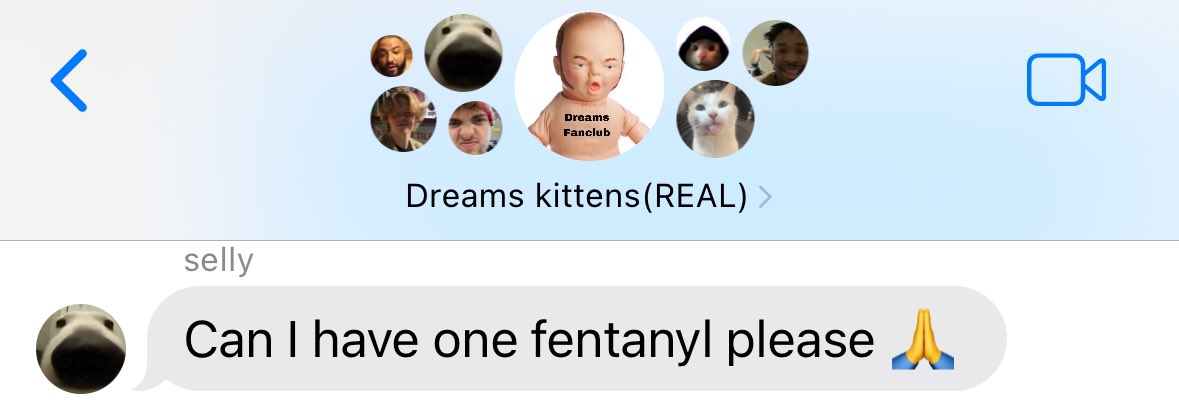 dreamskittens's tweet photo. Anyone find this weird? https://t.co/Pd6gYsaYgk