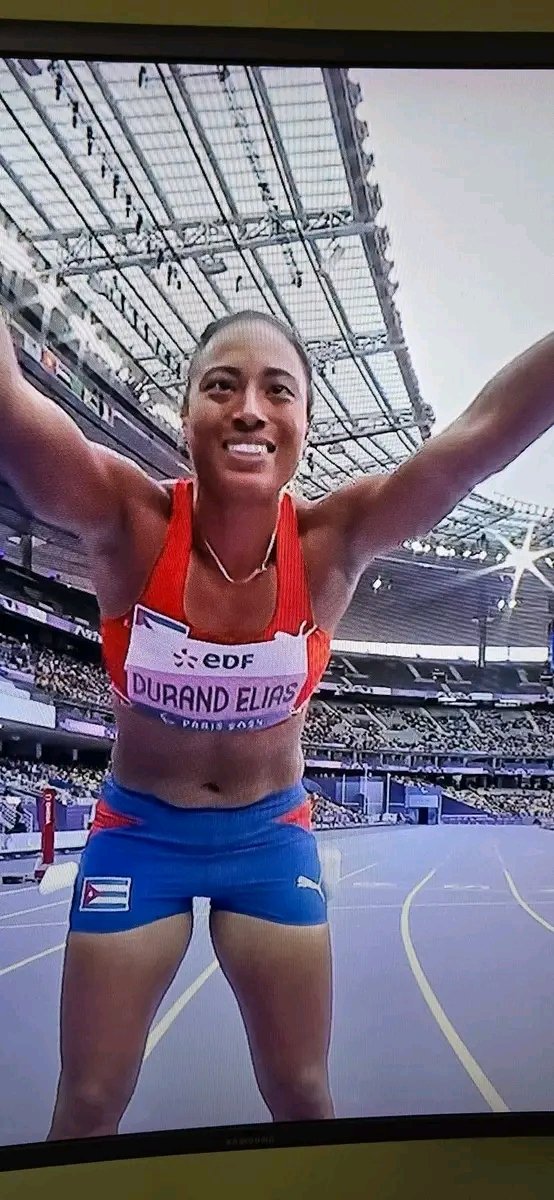 LabatoOrlando's tweet photo. Comenzó  la cosecha de oro, felicidades Omara. #Cuba. https://t.co/Js2Lu9OTuR