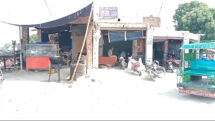 حاصل پور محکمہ ہائی وے کی حدود محمد پناہ موڑ پرتجاوزات کی بھرمار حادثات کا باعث  لڑائی جھگڑے بھی معمول تحریری درخواستوں کے باوجود ایس ڈی او خاموش سماجی حلقوں کا حکام بالا سے فوری نوٹس کا مطالبہ