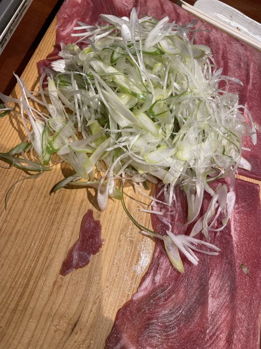 編集長と営業さんとご飯してきた! 