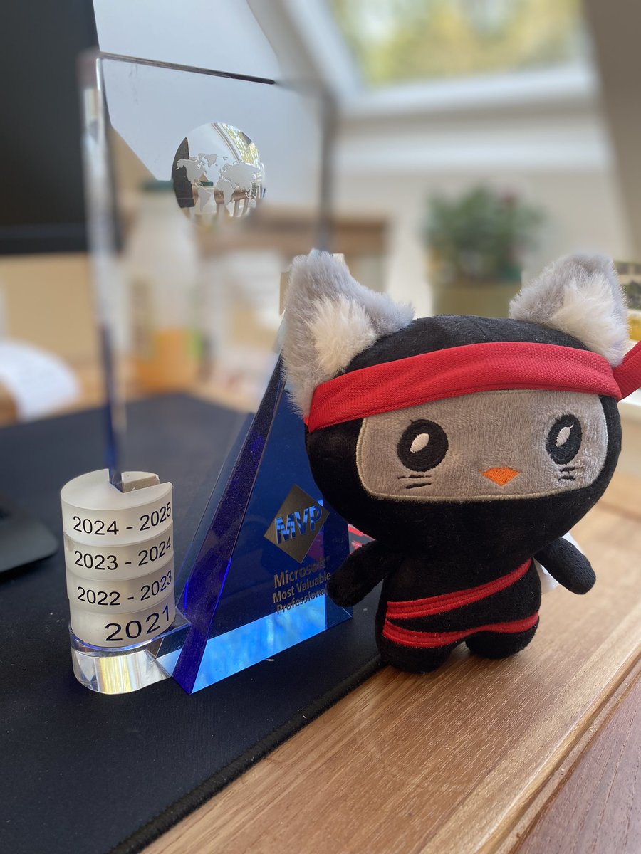 MMelkersen's tweet photo. Finally received the disc for this year renewal. Ninja cat approves.
#MVPBuzz #DualMVP #MSIntune #Windows https://t.co/vefPDx2OpM
