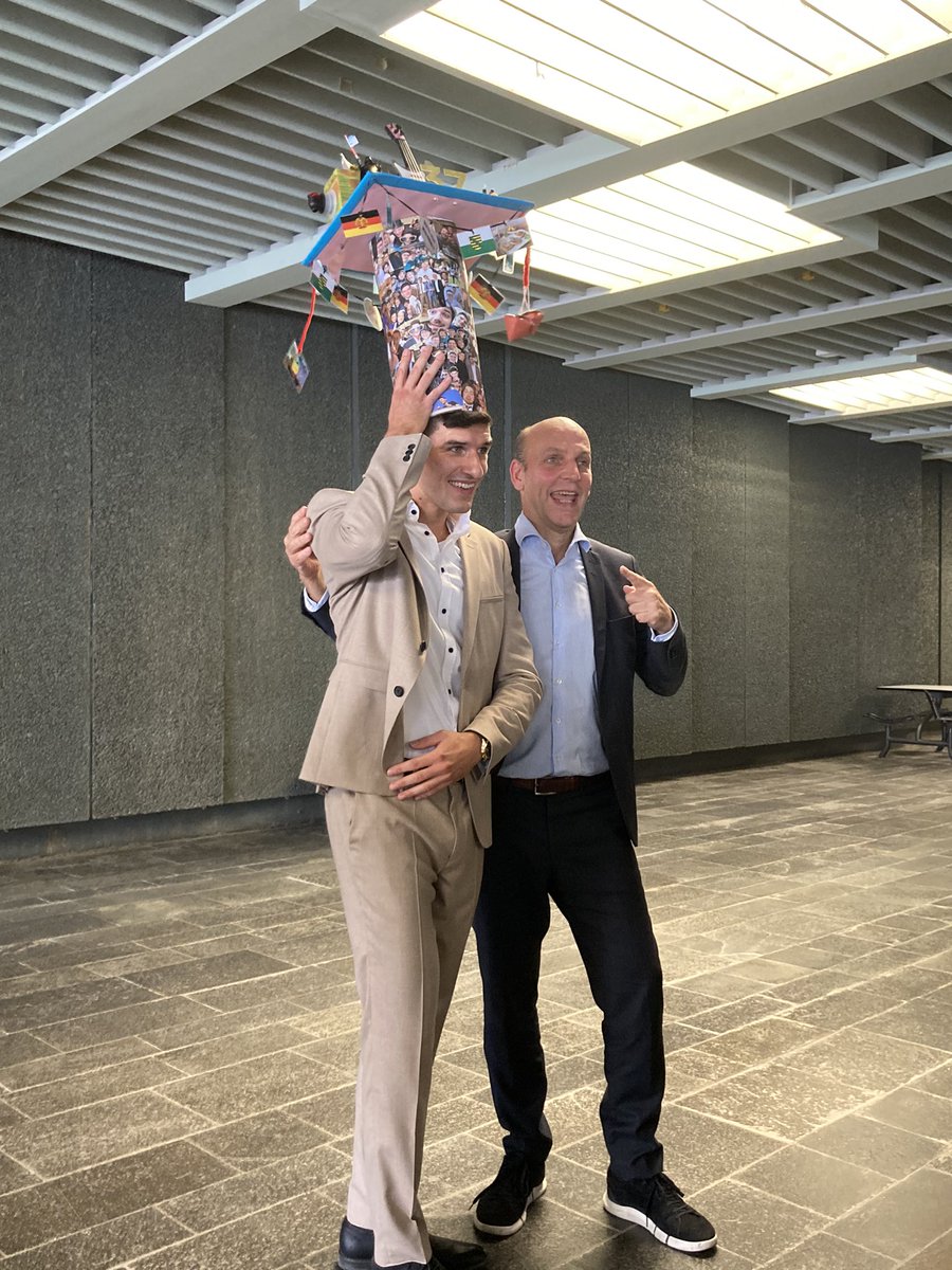 AK List (@listlaboratory) on Twitter photo Congratulations to our new doctorate Benni Mitschke! Congratulations to our new doctorate Benni Mitschke!
