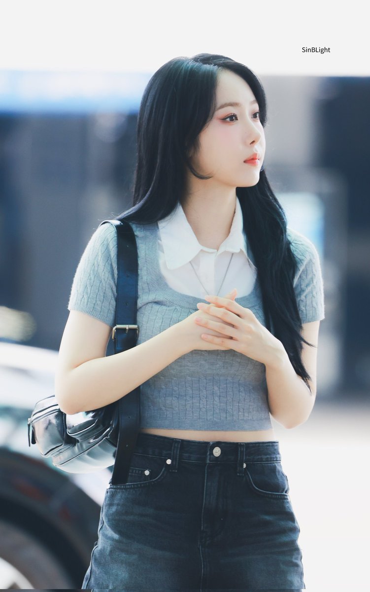 sinblight0603's tweet photo. 240823 인천 출국1

신비(#신비 )(#SINB )
#비비지  #VIVIZ 

가을도 신비로 물들기🩵 https://t.co/e168tpJi6p