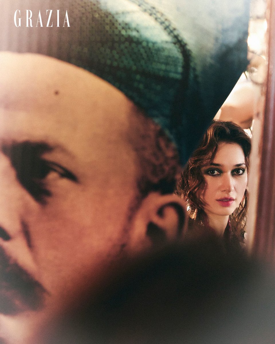 AravindVB11's tweet photo. Stylish #TamannaahBhatia 🤩✨💥

@tamannaahspeaks 
@GraziaIndia 

#GraziaIndia #TamannaahBhatia #TamannaahBhatia #SeptemberDigitalCover  #2024DigitalCover #AnamikaKhannaHM #HM #HMIndia https://t.co/FlonPP7O1n