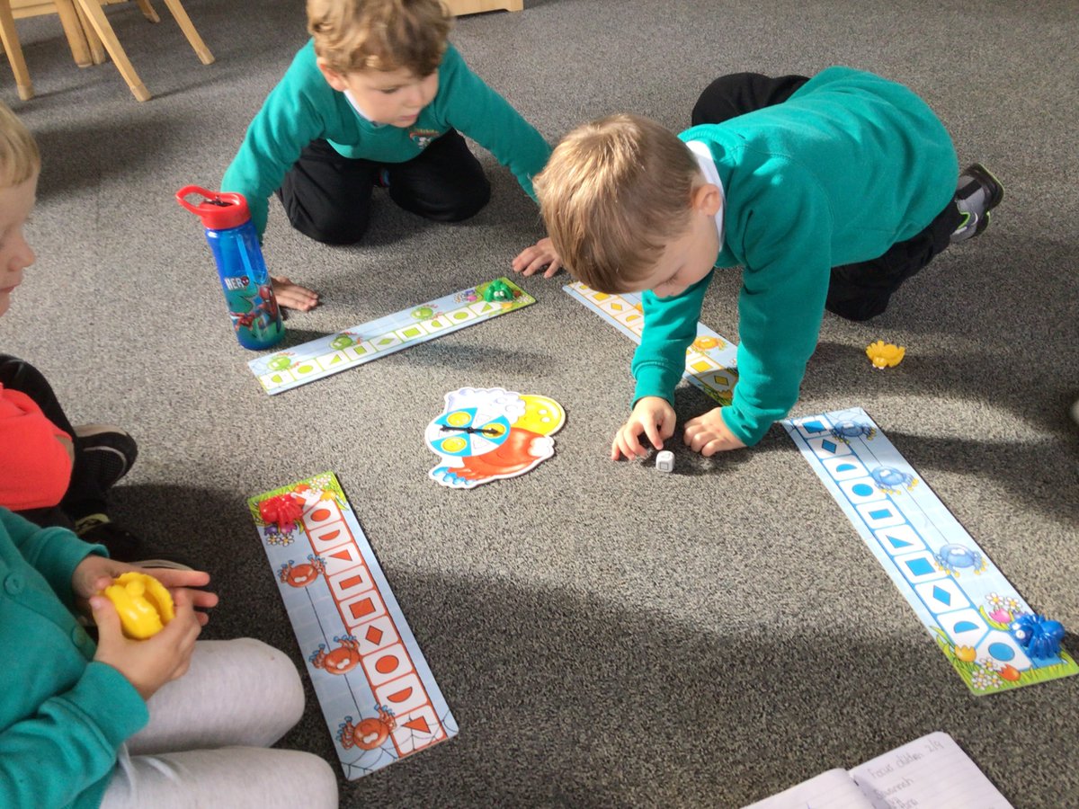 ELC_StP's tweet image. We have been learning to follow instructions, take turns, count dots and move forward as we play the game ‘Insey Winsey Spider’.#listening #numeracy #turntaking