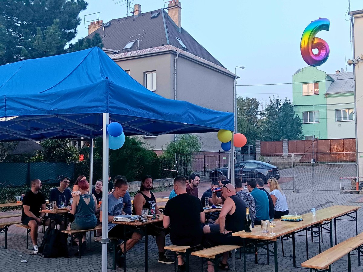 ProRocketeers's tweet image. ProRocketeers slaví 6 let od založení základny v Ostravě! 🌍 

Děkujeme našim obchodním partnerům a zákazníkům za přízeň a těšíme se na další roky spolupráce! 🥂 

#softwarestudio #anniversary #softwaredeveloper #softwaredevelopment #IT #prorocketeers