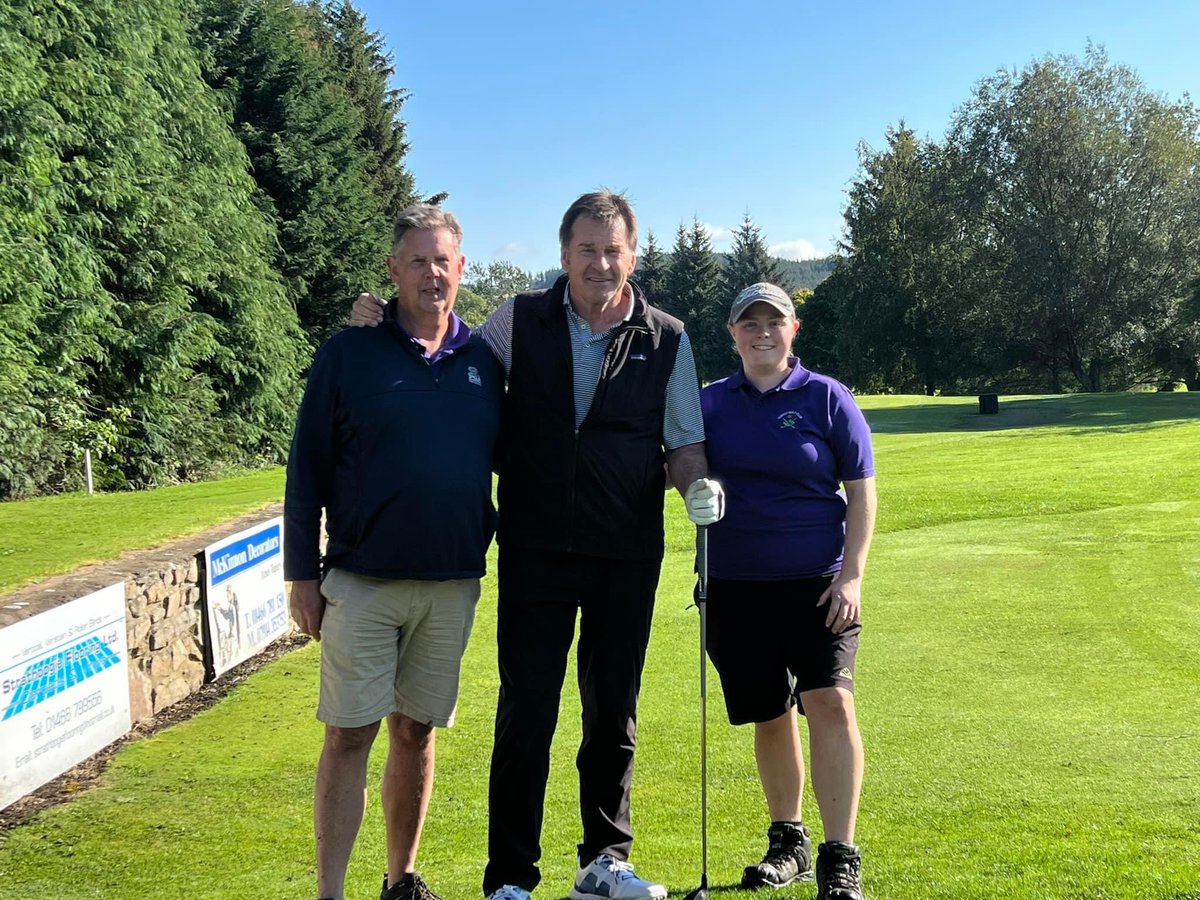 Gareth Roberts (@grheathland) on Twitter photo Surprise visitor popped in for a game this morning Sir Nick Faldo 6 time major winner. 
#DuncanTaylor #BlackBull #SirNickFaldo Surprise visitor popped in for a game this morning Sir Nick Faldo 6 time major winner. 
#DuncanTaylor #BlackBull #SirNickFaldo