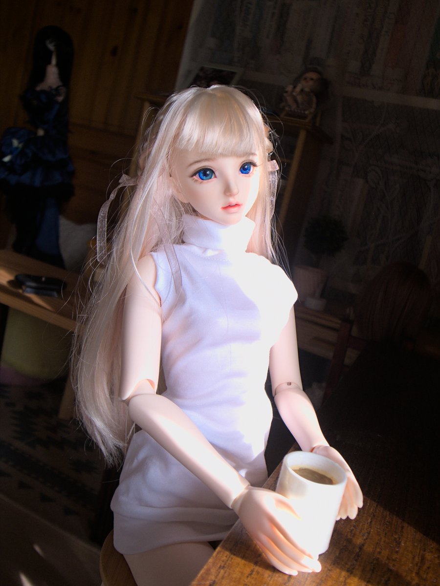 YamanekoDoll's tweet photo. おはよおございます
昨日も敵の急襲でコテンパンにやられました
(要は忘れてた仕事を催促された)
今日は無事なのでしょうか
「そんなの、てきとーにやっとけばいいのよ」
アリスのような強い人でありたい
みなさま素敵な水曜日をお過ごしください
#おはドル
#うちの子かわいい
#alice03 https://t.co/M3NwqbnRkX
