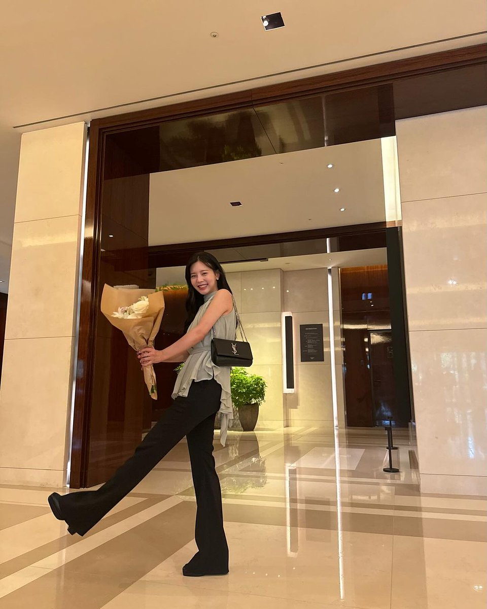 chaewonfiles's tweet image. 240903 silver_chae_526 IG updates 

#권채원 #KWONCHAEWON