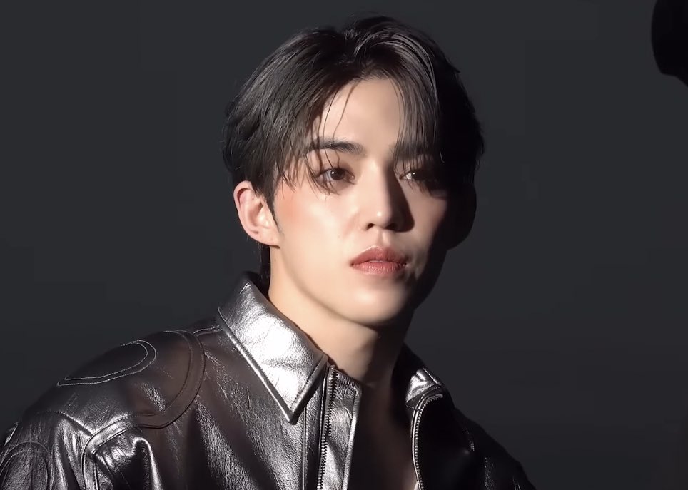 aboutscoups's tweet photo. choi seungcheol the most gorgeous man ever https://t.co/SwNfGFVLFG