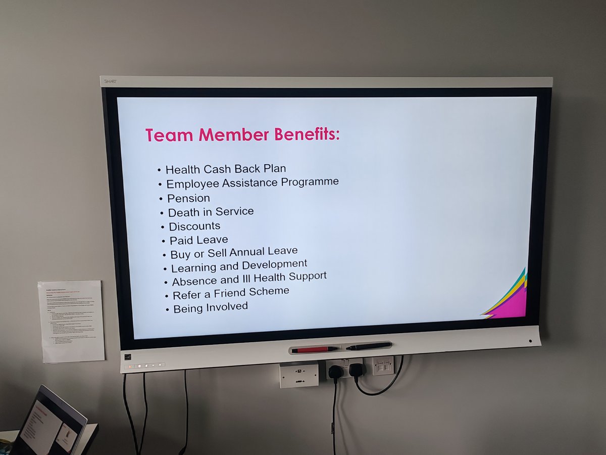 ACHealth_Social's tweet photo. Thanks to Kerry and Tracey who visited our HN Social Services students in Ayr today - great work in our local community 😃😃@HanselOrg https://t.co/hXRrQBuHyq