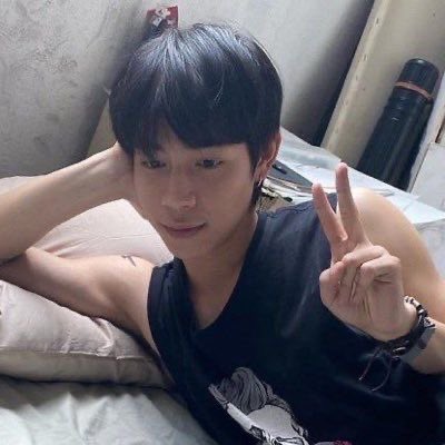 fallnfirst's tweet image. havent been active in a long ass time BUT HAPPY BIRTHDAY TO MY TWIN FIRST