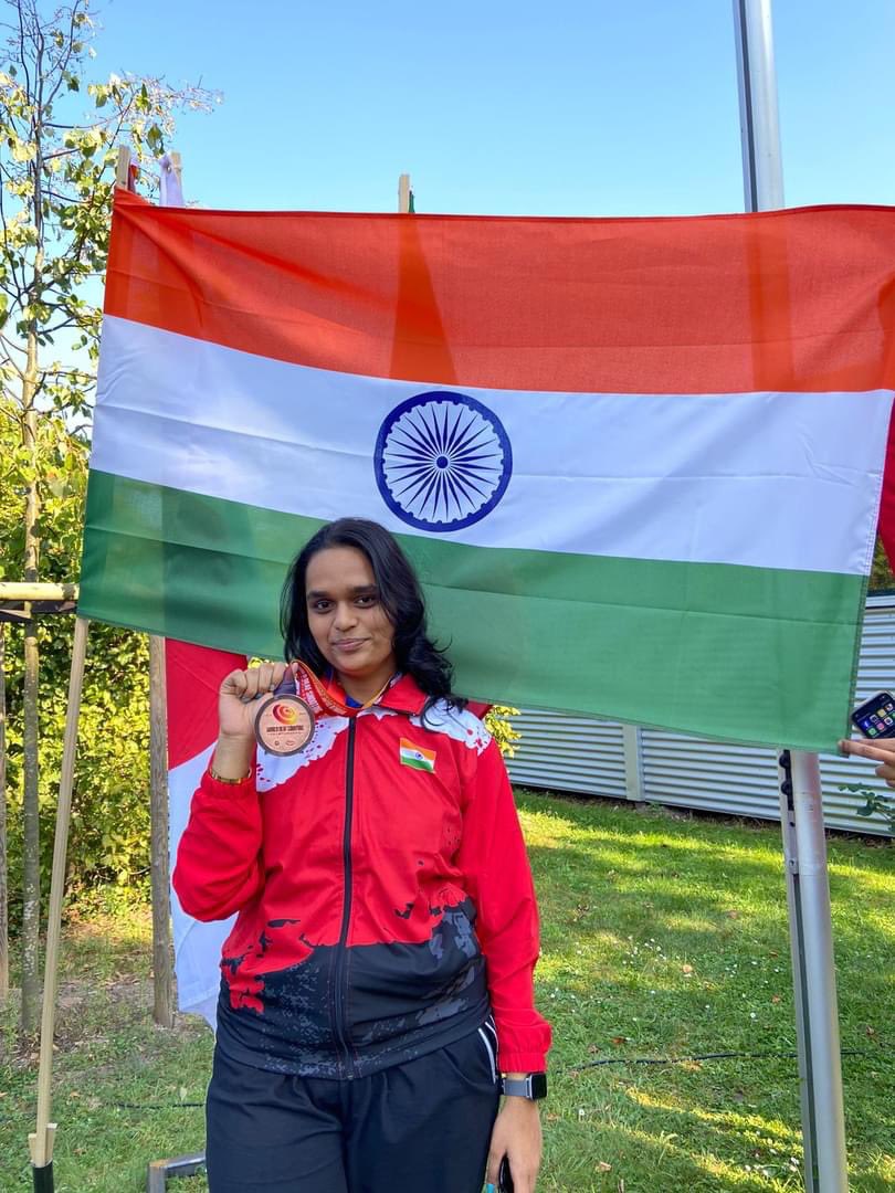 ihearfoundation's tweet photo. Natasha Joshi, our cochlear implant recipent won a bronze medal at the 2024 World Deaf Shooting Championship in Hanover, Germany. 
Congratulations Natasha !!! You have made us and the country proud. 🎉🎉🎉
Aim higher! https://t.co/h2hPl9y7Us