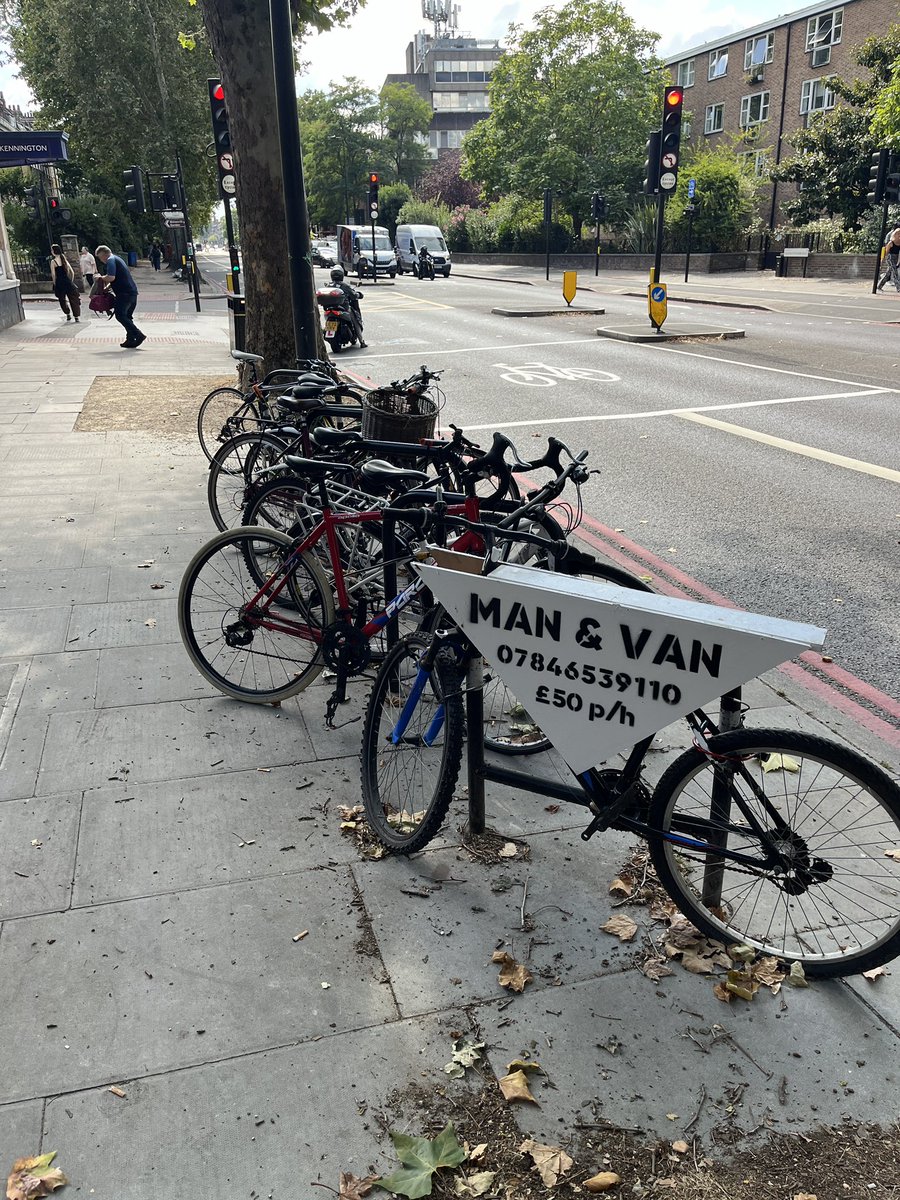 CarlGD's tweet image. Hello @MrLDaley 👋🏻. Valuable bike parking taken up by advert bikes outside Kennington Station. They have locked and cable tied the bike to the rail. Do you know how we can get this removed? Is it @lambeth_council or @TfL