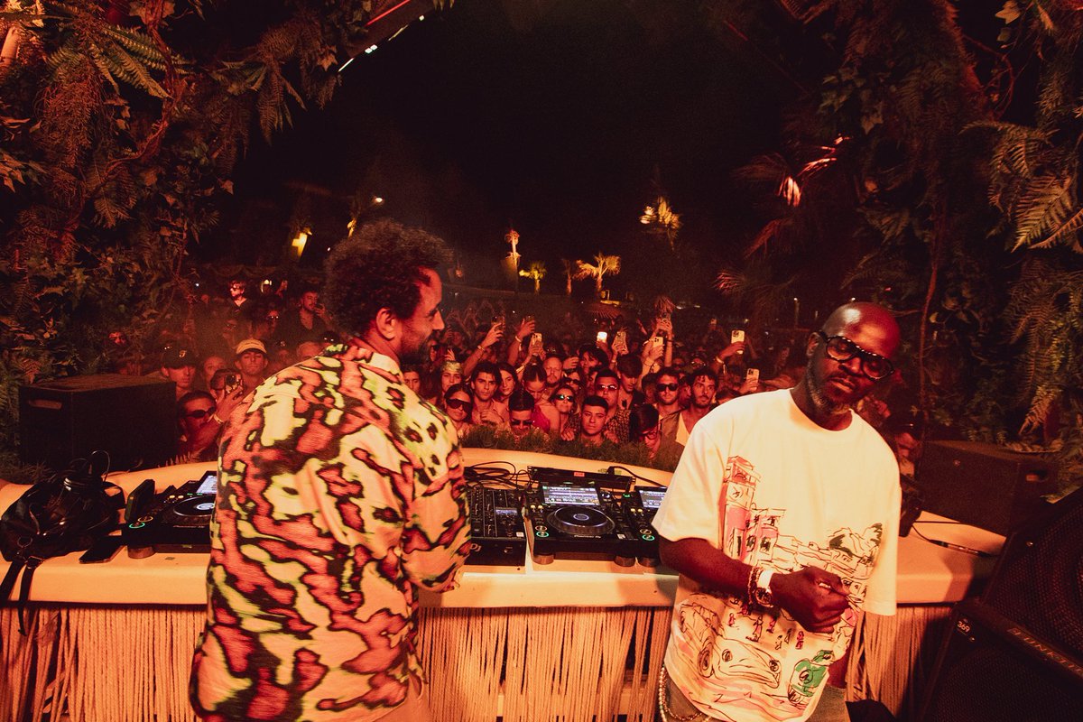 RealBlackCoffee's tweet photo. Another legendary, history-making season in Mykonos🇬🇷❤️ Aside from the incredible shows, alongside @SantannaMykonos, we also raised an outstanding amount towards the @FoundationByBC! 🙏🏿That’s a wrap… but one more Greek stop in Athens on October 18th before calling it a year! https://t.co/VbUKiwfGQ9