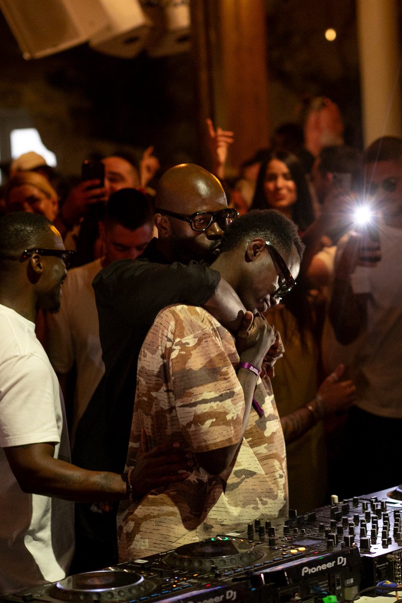 RealBlackCoffee's tweet photo. Another legendary, history-making season in Mykonos🇬🇷❤️ Aside from the incredible shows, alongside @SantannaMykonos, we also raised an outstanding amount towards the @FoundationByBC! 🙏🏿That’s a wrap… but one more Greek stop in Athens on October 18th before calling it a year! https://t.co/VbUKiwfGQ9