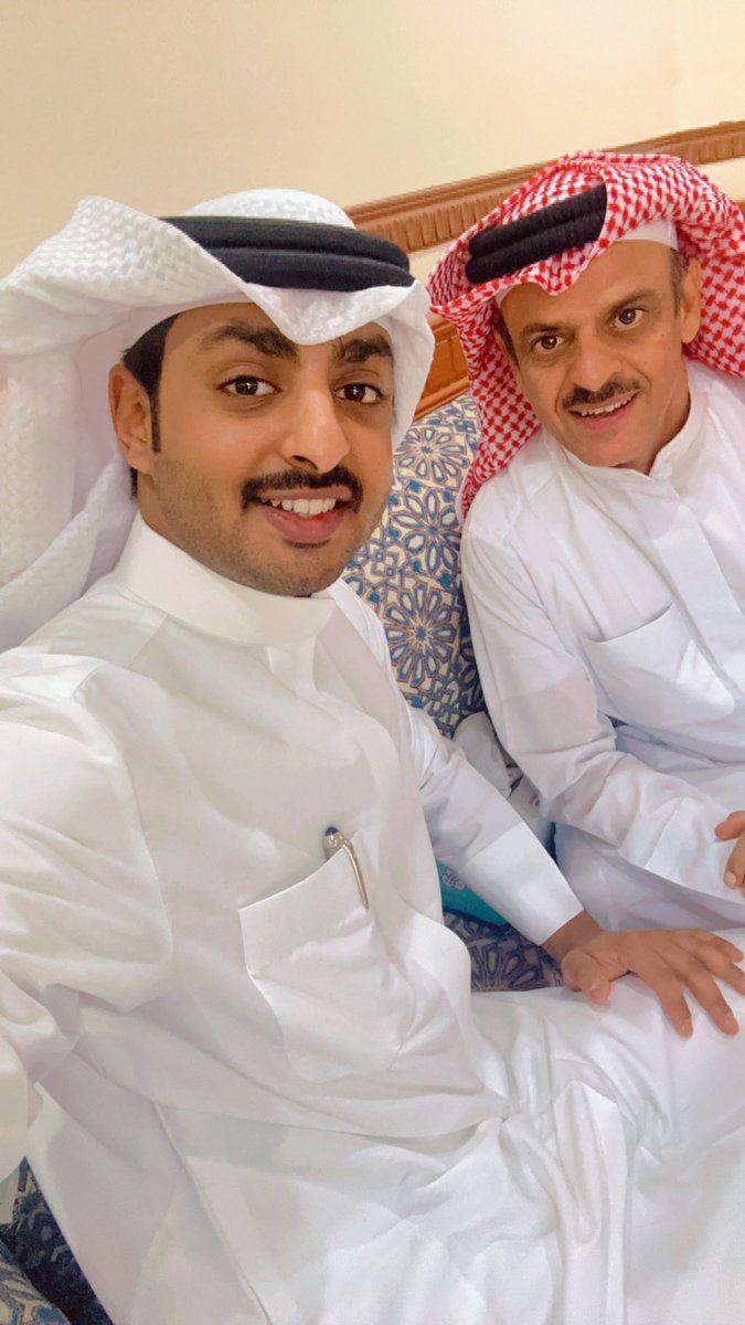 هو اللي يقول ؛ 

لاصرت ترميلك جبل غلطتن منك
&lt; وامرن طبيعي لارميته تصيبه &gt; 

بلاه كبره ،، وأنت محدً درى عنك
" يزداد هيبه وأنت تزداد خيبه " 

<a href="/Hamad_Alsaid/">حمد عبدالكريم السعيد</a>