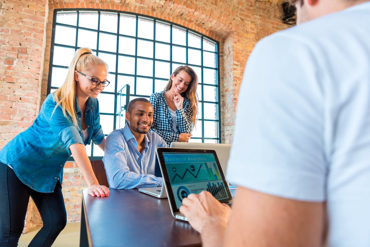 With over two decades of experience, we specialize in elevating brand visibility, driving website traffic, and generating leads for SaaS companies. Outsource your  marketing to us for top-tier content, digital, inbound, email, and social marketing! skyrocketgroup.com/industries/b2b…