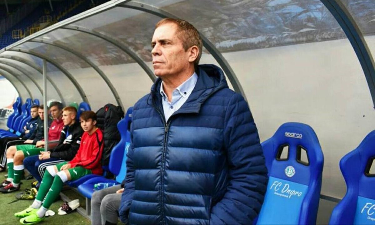 Dennis Lukens - Director of Football for Limerick FC, UEFA PRO License Holder, Professional Coach, and former Olympic Coach will be the head trainer for Limerick FC Boys U10 LDSL team ⚽️ 

Training at Sean Choill on the Grass Pitch this Wednesday and Friday 6-7pm. All are invited