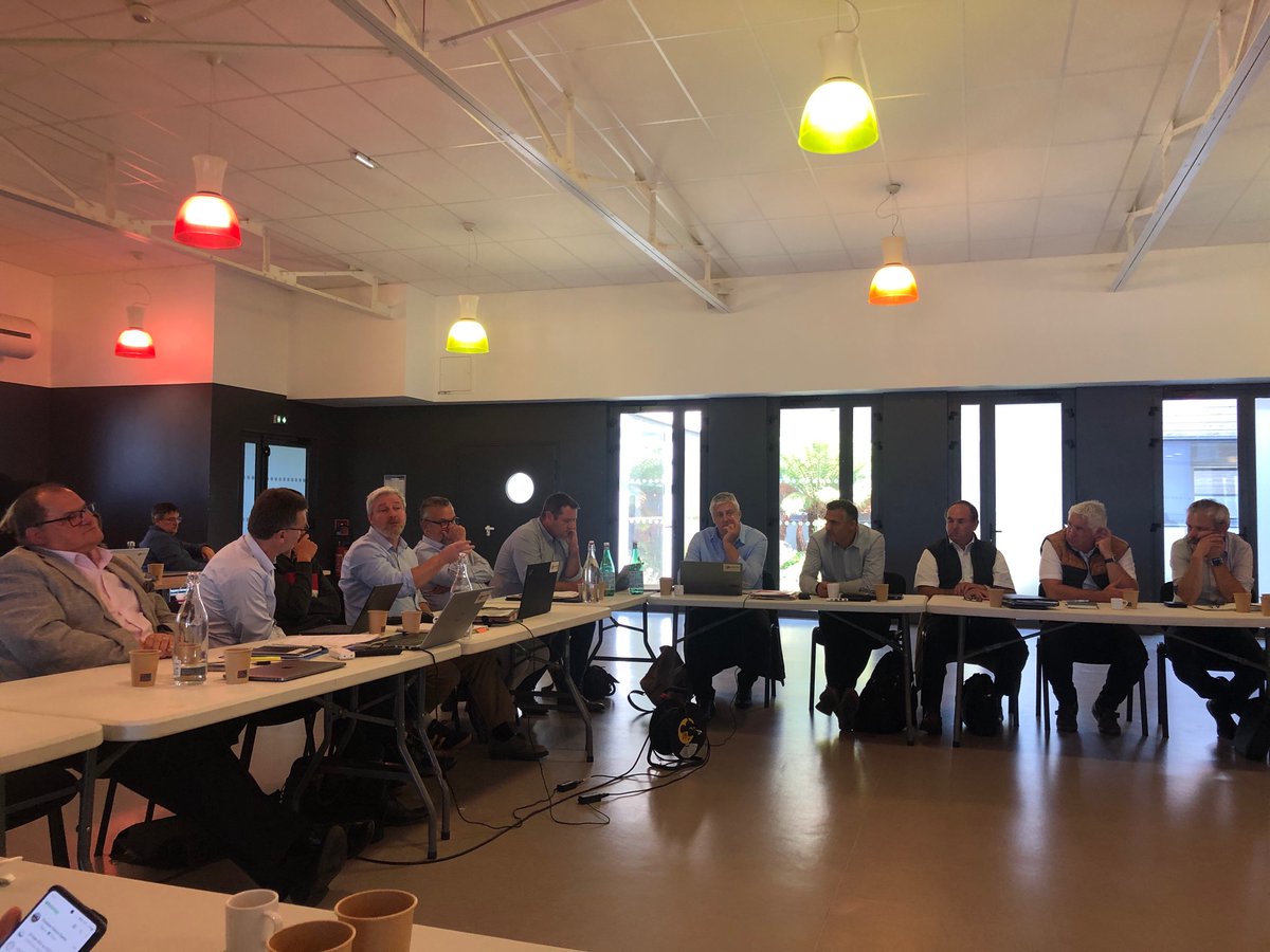 AnnieBRASDENIS's tweet photo. Site inspirant du #Radome pour Séminaire de Rentrée du BEX @AggloLTC : la fin d’année s’annonce dense pour faire avancer les projets utiles pour les habitants de notre territoire.
Langage de vérité du Prdt @EgaultGervais face aux contraintes de l’heure. https://t.co/EatWP503nU