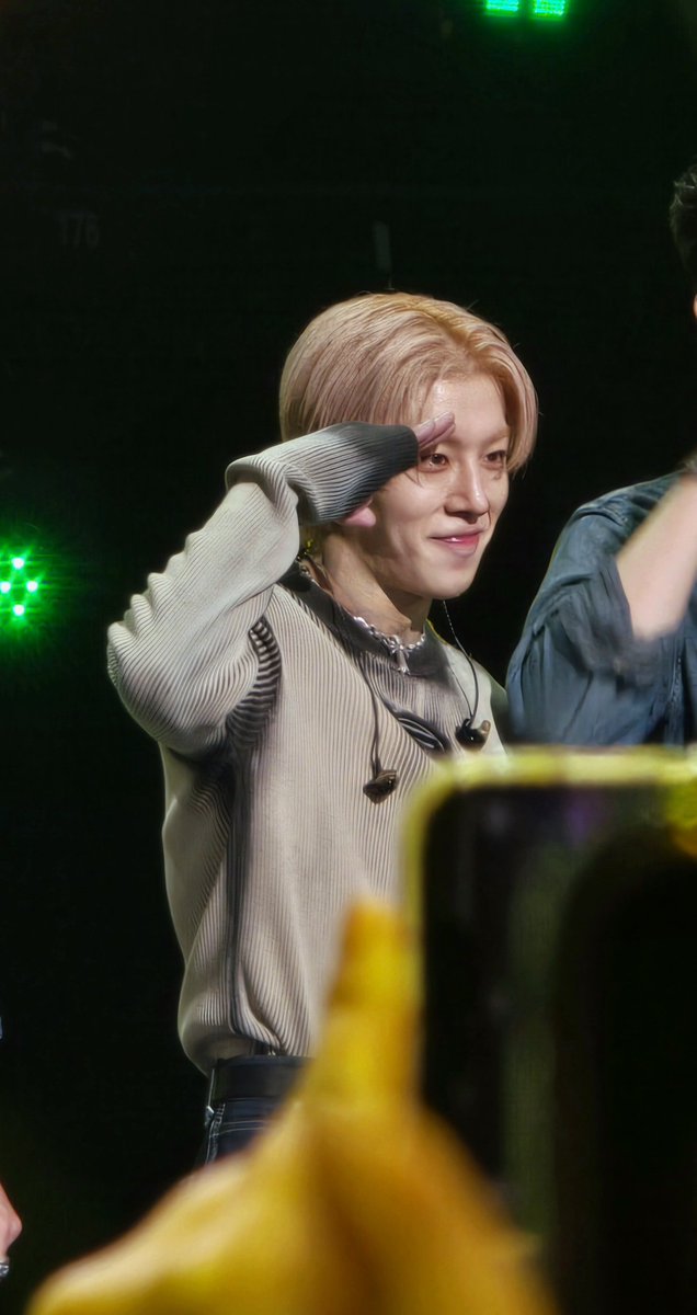 ttang_kongg's tweet photo. 하...시바 뼈를 묻겟습니다
#이태일 #블락비 https://t.co/m1djvhBsdo