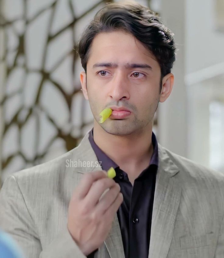 dreamyyylifeeee's tweet image. Hmara dev😭🤌 hmara santara🧡🧡
#DevDixit