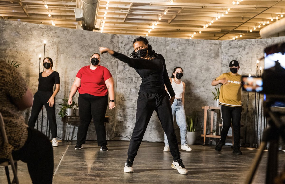 Find Your Light Foundation tweet media