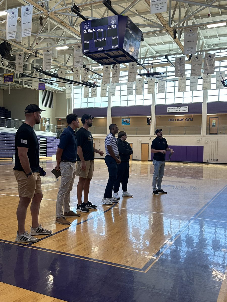 Interest meeting was a success. Comment down below if you have any more questions for us concerning the season/scheduling 

#skocaps | #broughtonhoops
