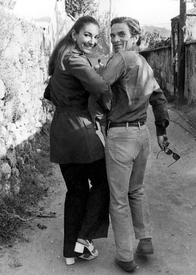 Niko Hellénophile (@nikohellenophil) on Twitter photo Celui que La Callas « appelait P.P.P. Après le film, ils étaient devenus des amis proches. Il y avait des photos intimes les montrant tous les deux, s’embrassant sur la bouche, se tenant la main » #Omerolefilscaché <a href="/CMarkojohn/">Christos Markogiannakis</a> Celui que La Callas « appelait P.P.P. Après le film, ils étaient devenus des amis proches. Il y avait des photos intimes les montrant tous les deux, s’embrassant sur la bouche, se tenant la main » #Omerolefilscaché <a href="/CMarkojohn/">Christos Markogiannakis</a>
