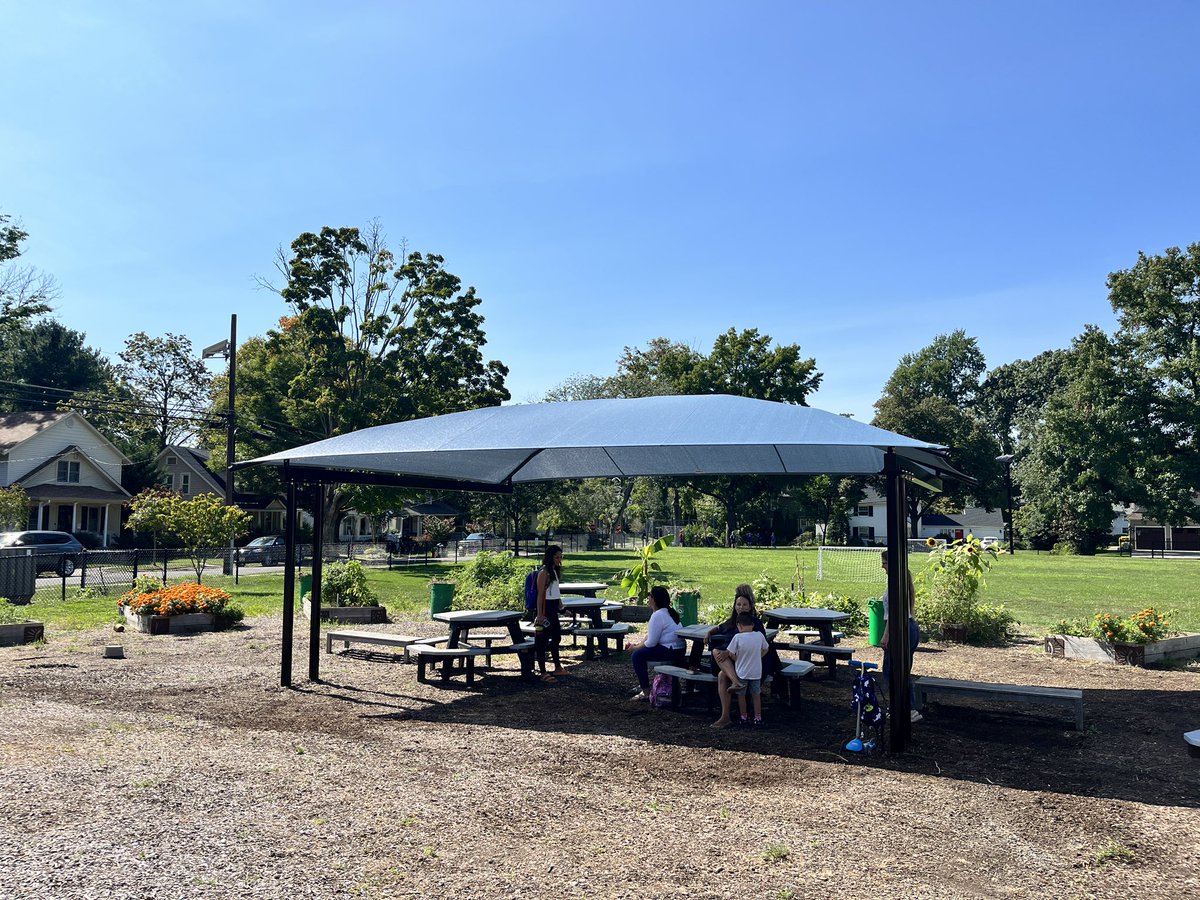 Thank you <a href="/ehspta/">Lizzie Haddon PTA</a> for our brand new shade structure! <a href="/HaddonSchools/">Haddonfield Schools</a> <a href="/PlayLSI/">Landscape Structures</a>