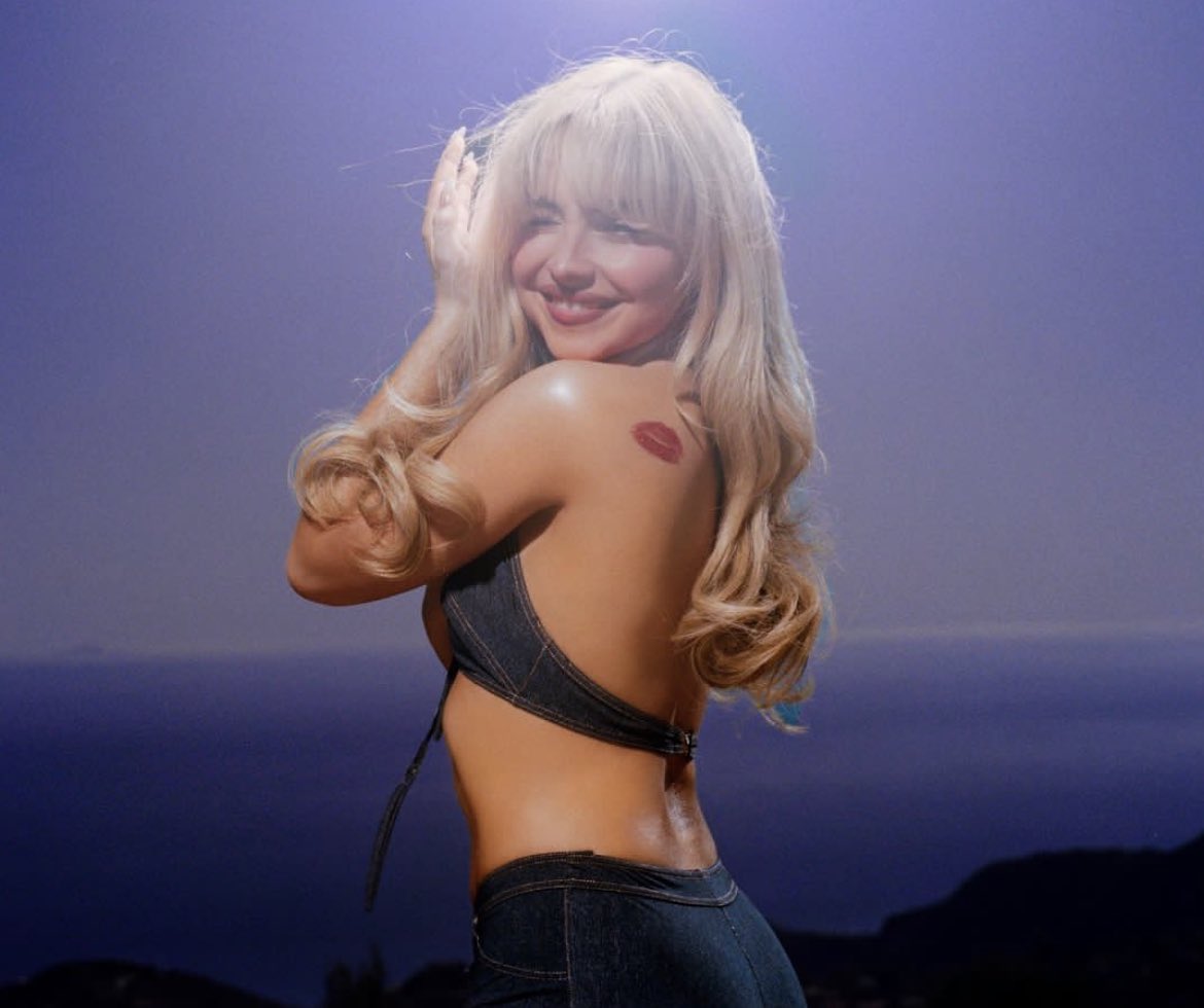 charts_sabrina's tweet photo. .@SabrinaAnnLynn “Short n’ Sweet” earns the third biggest streaming debut on Billboard for a female album in 2024.

1. TTPD — 891M
2. Cowboy Carter — 300M
3. Short n’ Sweet — 233M
4. Eternal Sunshine — 195M
5. HIT ME HARD AND SOFT — 193M https://t.co/GQmDT1WK2u