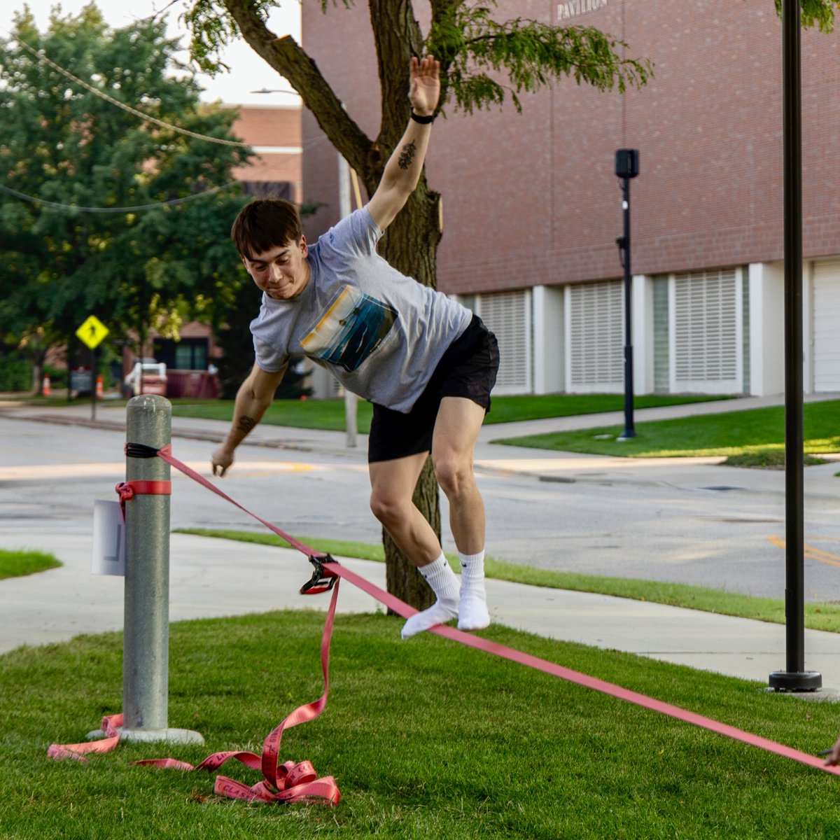 We know the start of a new semester can feel like you’re balancing a million things at once! 📝 CAST is here to help you get organized. Whether it’s creating a syllabi matrix or designing a weekly study schedule, we’ve got your back! Schedule an appointment through SSH today.