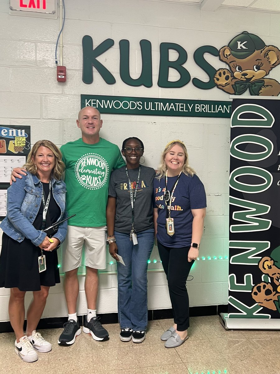 Big shoutout to <a href="/AguiarLawOffice/">Sam Aguiar Injury Lawyers</a> lawyers for providing lunch for our staff today! Not only did they satisfy our hunger, but they also surprised us with some awesome goodies. Thank you so much for your generosity and thoughtfulness. #grateful