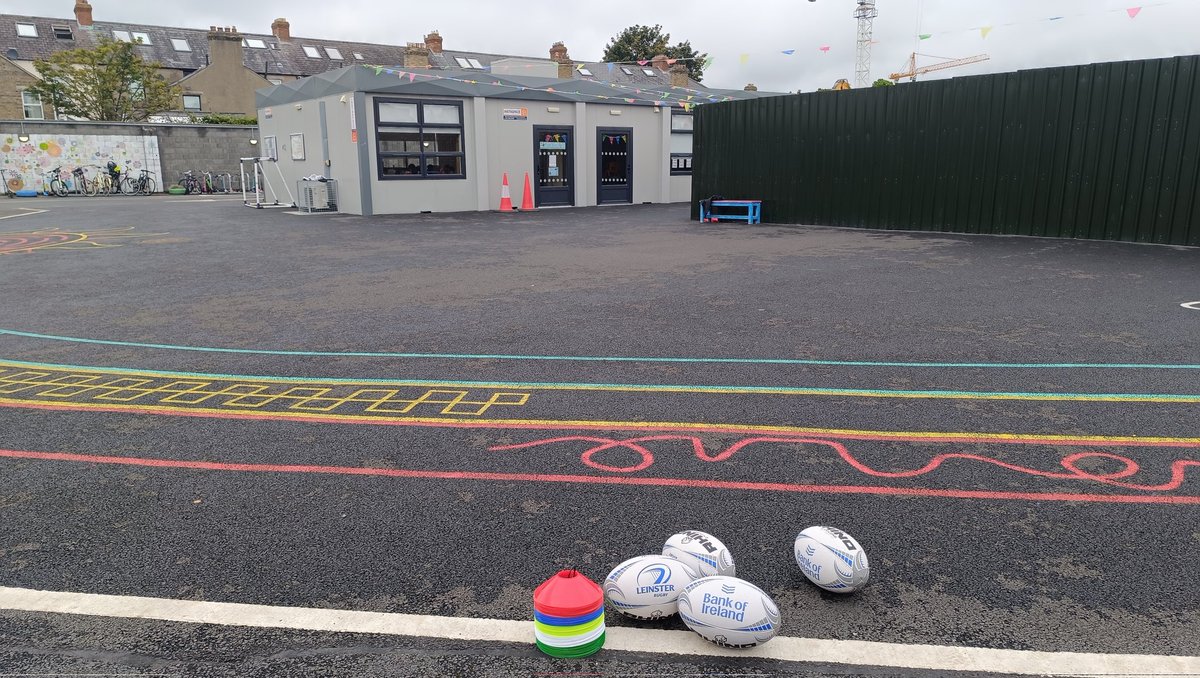 Graham Reynolds (@reynolds2graham) on Twitter photo And just like that we are back 🏉🥳 A great first day with the students of <a href="/hxetns/">HaroldsCrossETNS</a> , and most giving rugby a try for the first time 👏 #fromthegroundup #neverstopcompeting <a href="/dccsportsrec/">Dublin City Sport & Wellbeing Partnership</a> And just like that we are back 🏉🥳 A great first day with the students of <a href="/hxetns/">HaroldsCrossETNS</a> , and most giving rugby a try for the first time 👏 #fromthegroundup #neverstopcompeting <a href="/dccsportsrec/">Dublin City Sport & Wellbeing Partnership</a>