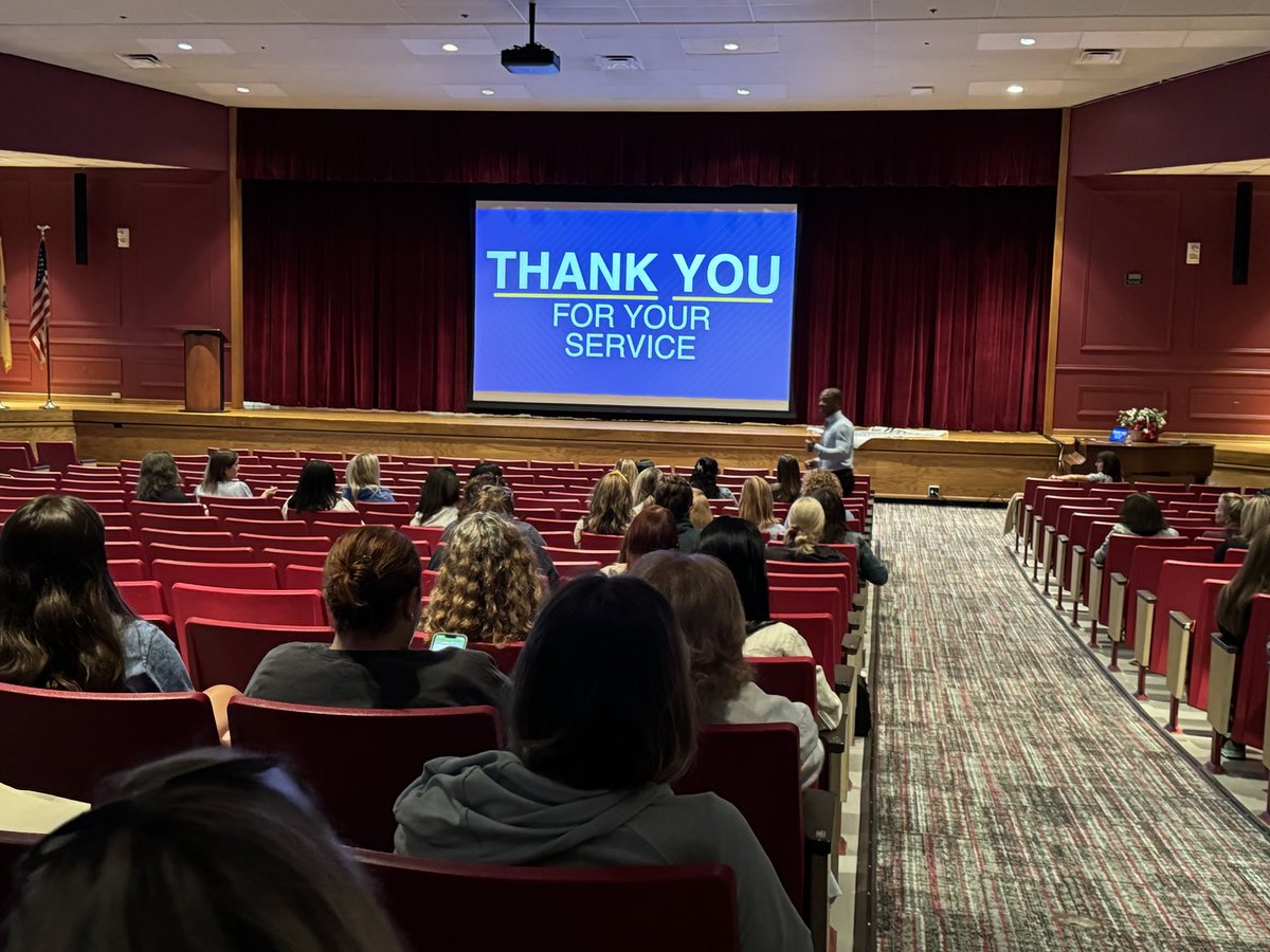 GlennGRobbins's tweet photo. Thank you โฆ@Styles_MarlonJrโฉ for a fantastic kickoff to our school year. Loved the energy, encouragement, and joy you brought! #BrigStrong #commUNITY https://t.co/cqnq39GJOH
