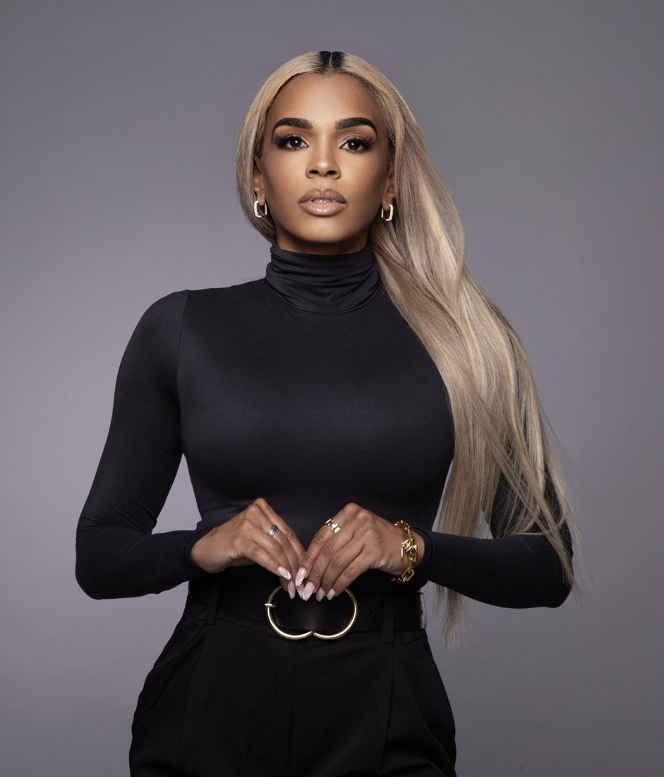 FASHION PULSE

PROVI FULP - COSTUME DESIGNER FOR TELEVISION AND FILM

Fulp calls herself an “Atlanta Peach implant” having moved here when she was a senior in high school, and her love for the city runs deep...

simplybuckhead.com/fashion-pulse/